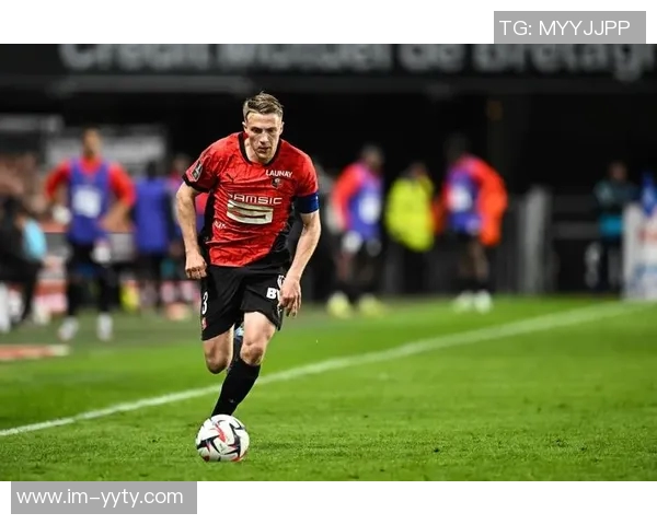 罗马诺曝拉齐奥门将曼达斯将租借至伯恩茅斯并附带2300万欧买断条款 罗马诺曝拉齐奥门将曼达斯将租借至伯恩茅斯并附带2300万欧买断条款